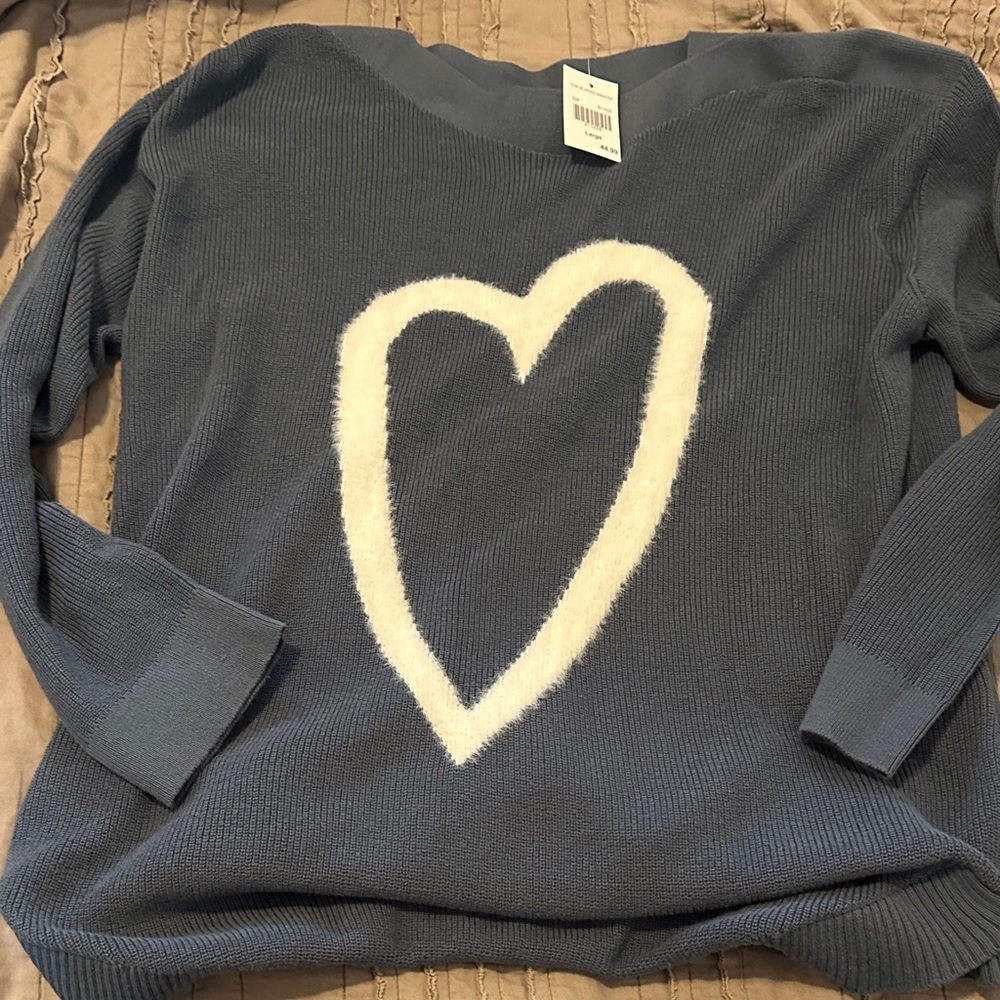 Blue Scoop Neck Heart Pullover Sweater - Soft White Heart